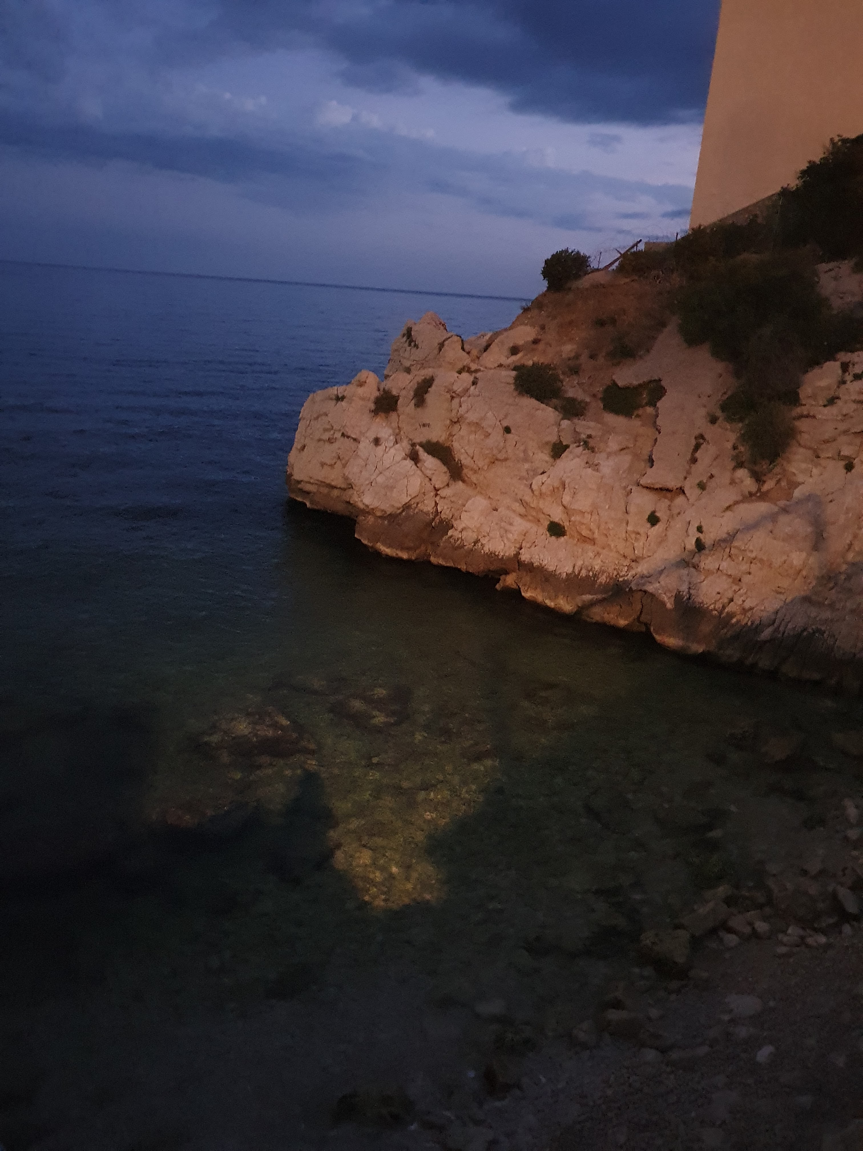 Photo n° 7 de l'avis de Saly.a fait le 07/03/2022 à 10:03