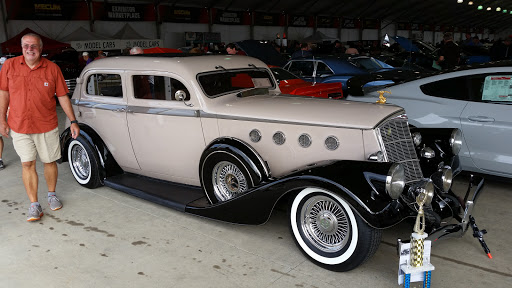 Cemetery «Osceola Memory Gardens - Funeral Homes, Cemetery & Crematory», reviews and photos, 1717 Old Boggy Creek Rd, Kissimmee, FL 34744, USA