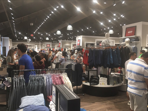 Clothing Store «Banana Republic», reviews and photos, 454 Evergreen Ct, Central Valley, NY 10917, USA