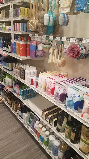 Supermarket «Giant Eagle», reviews and photos, 1700 Corporate Woods Pkwy, Uniontown, OH 44685, USA