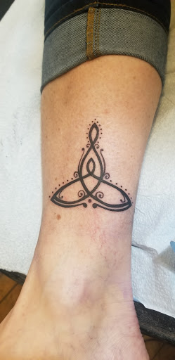 Explore hard times tattoo ideas, creative tattoo ideas in Jamaica Plain, available at Fat Rams Pumpkin Tattoo