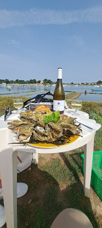 Plats et boissons du Restaurant de fruits de mer Saint- gildas à Le Passage - n°3