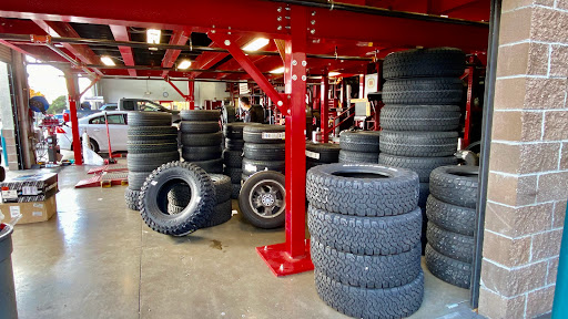 Tire Shop «Discount Tire Store - Tigard, OR», reviews and photos, 11462 SW Pacific Hwy, Tigard, OR 97223, USA
