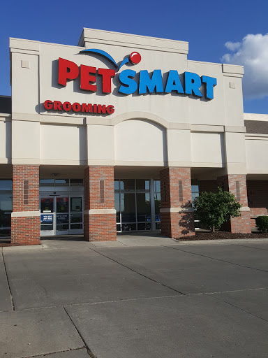 Pet Supply Store «PetSmart», reviews and photos, 2801 Pine Lake Rd, Lincoln, NE 68516, USA