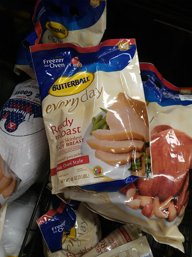 Shopping Mall «River Pointe Mall», reviews and photos, 401 E Clifty Dr, Madison, IN 47250, USA