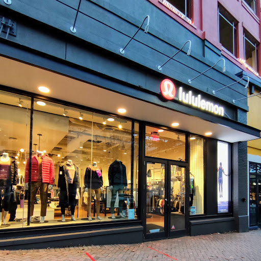 Sportswear Store «lululemon», reviews and photos, 2847 Clarendon Blvd #150, Arlington, VA 22201, USA