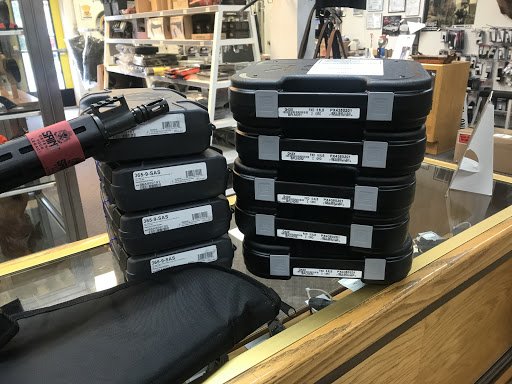 Gun Shop «Wyoming Guns», reviews and photos, 5987 S Suncoast Blvd, Homosassa, FL 34446, USA