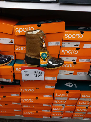 Shoe Store «Shoe Carnival», reviews and photos, 2130 Brookmeade Dr, Columbia, TN 38401, USA