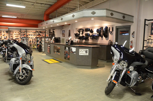 Motorcycle Dealer «Phantom Harley-Davidson», reviews and photos, 291 N Cypress Dr, Manteno, IL 60950, USA