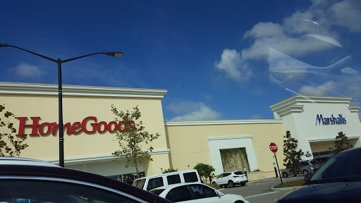 Department Store «Marshalls & HomeGoods», reviews and photos, 731 Centerview Blvd, Kissimmee, FL 34741, USA