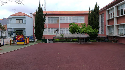 Escola Básica de 1.º CEB / JI da Corujeira