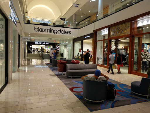 Shopping Mall «Glendale Galleria», reviews and photos, 100 W Broadway, Glendale, CA 91210, USA