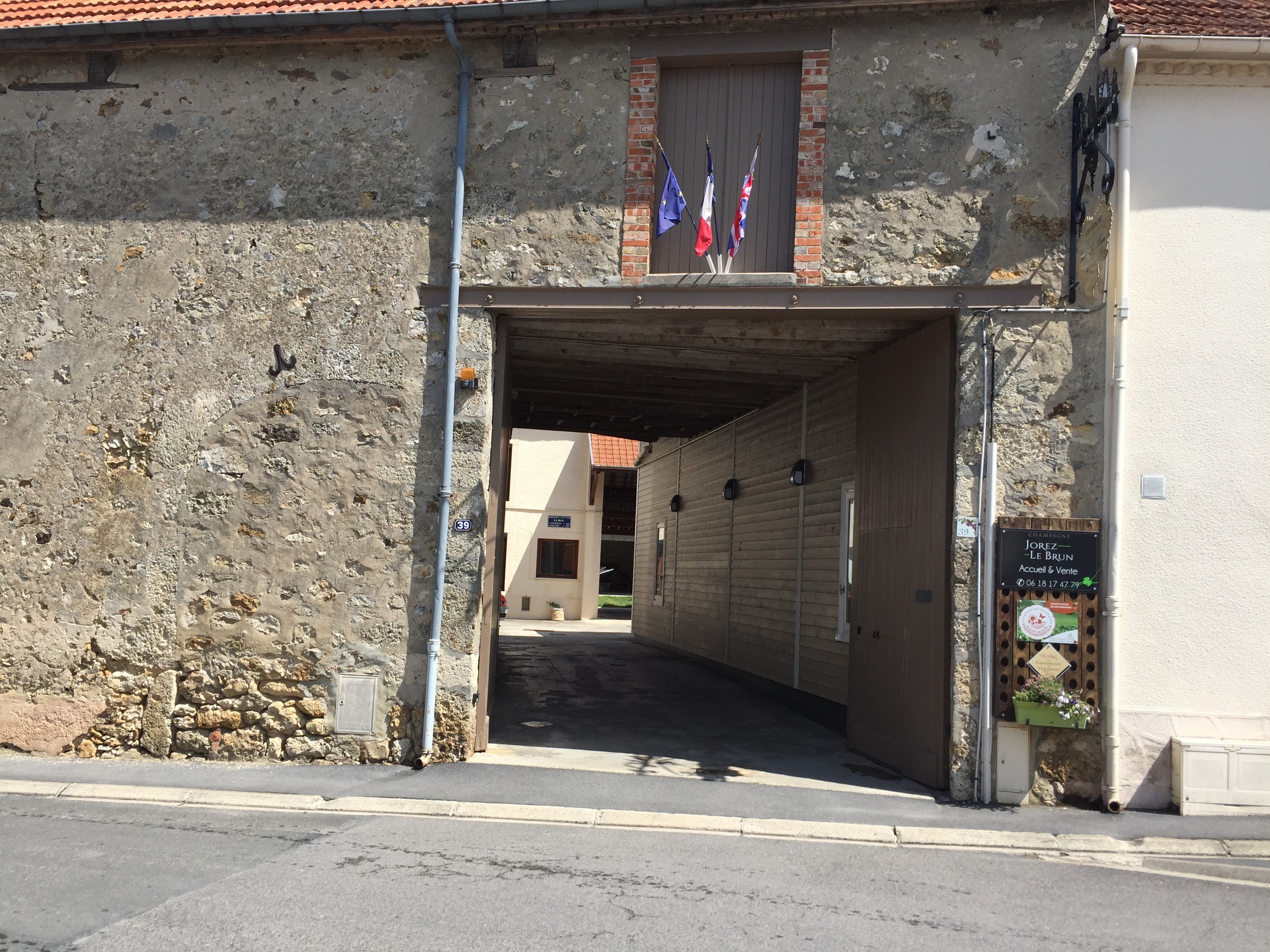 Photo n° 1 de l'avis de Jonathan.o fait le 19/06/2017 à 15:36
