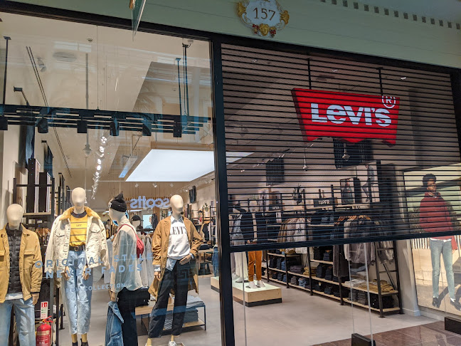 Levi's® Trafford Centre - Clothing store