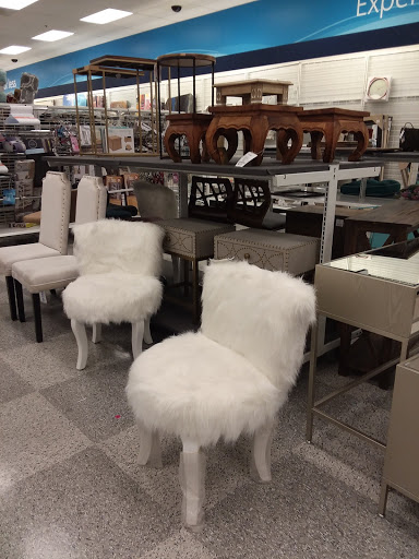 Clothing Store «Ross Dress for Less», reviews and photos, 9454 Skokie Blvd, Skokie, IL 60077, USA