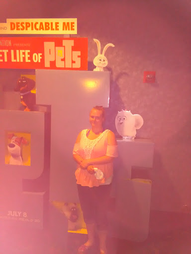 Movie Theater «Regal Cinemas Continental 10 & RPX», reviews and photos, 3635 S Monaco Pkwy, Denver, CO 80222, USA