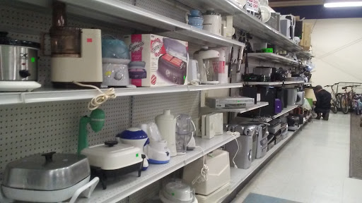 Non-Profit Organization «Southern Oregon Goodwill Retail Store», reviews and photos