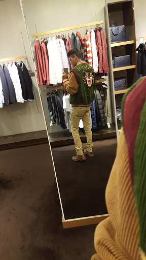 Boutique «Gucci Outlet», reviews and photos, 3939 S Interstate Hwy 35 #1050, San Marcos, TX 78666, USA