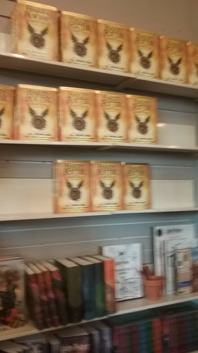 Book Store «Bookworm of Edwards», reviews and photos, 295 Main St, Edwards, CO 81632, USA