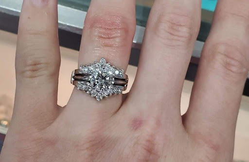 Jewelry Store «The Jewelry Store», reviews and photos, 1270 N Wickham Rd, Melbourne, FL 32935, USA