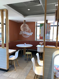 Atmosphère du Restaurant servant le petit-déjeuner McDonald's à Saint-Raphaël - n°4