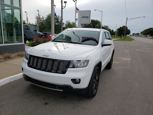 Car Dealer «Village Automotive», reviews and photos, 31200 Woodward Ave, Royal Oak, MI 48073, USA