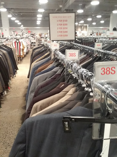 Clothing Store «K&G Fashion Superstore», reviews and photos, 77 Willowbrook Blvd Suite 81, Wayne, NJ 07470, USA