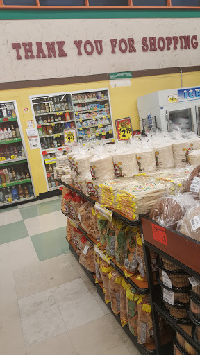 Grocery Store «Top Valu Market», reviews and photos, 4831 Whittier Blvd, Los Angeles, CA 90022, USA