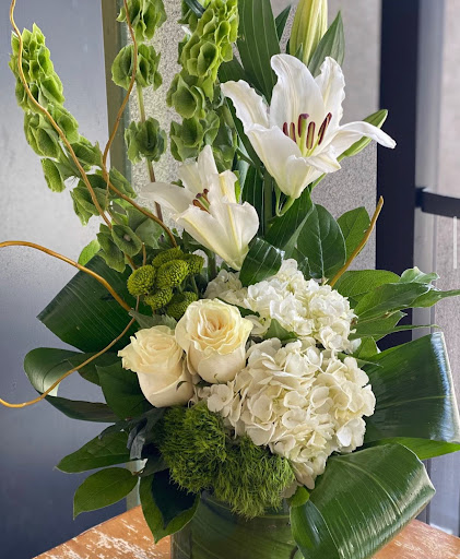 Florist «East Bay Flowers», reviews and photos, 1200 E 14th St, San Leandro, CA 94577, USA