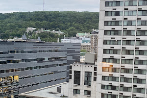 Carrefour Sherbrooke-McGill Housing and Conference Services