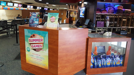 Bowling Alley «Brunswick Zone River Grove Lanes», reviews and photos, 3111 River Rd, River Grove, IL 60171, USA