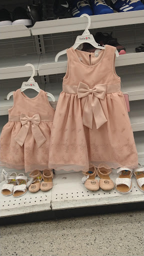 Shopping Mall «Southport Shopping Center», reviews and photos, 1303 SE 17th St, Fort Lauderdale, FL 33316, USA