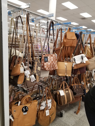 Clothing Store «Ross Dress for Less», reviews and photos, 2505 Via Campo, Montebello, CA 90640, USA