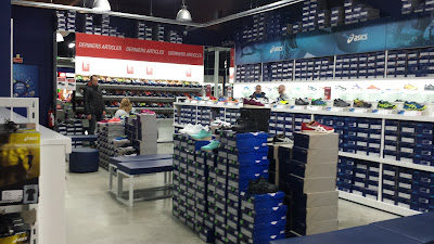 Asics à Corbeil-Essonnes