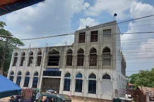 ডাকবাংলোর মোড় পটিয়া কলেজ মসজিদ image