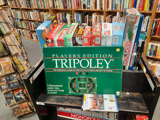 Book Store «Half Price Books», reviews and photos, 2041 Ford Pkwy, St Paul, MN 55116, USA