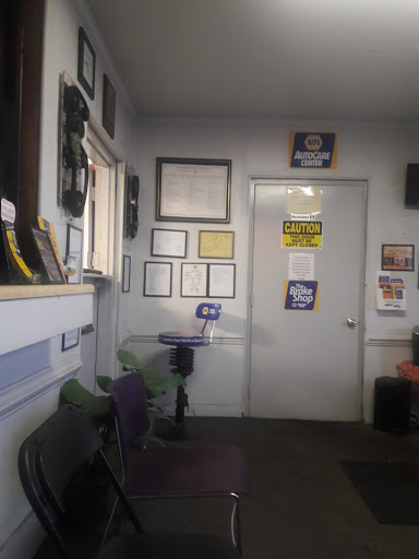 Auto Repair Shop «Williams Auto Service», reviews and photos, 401 Cowardin Ave, Richmond, VA 23224, USA