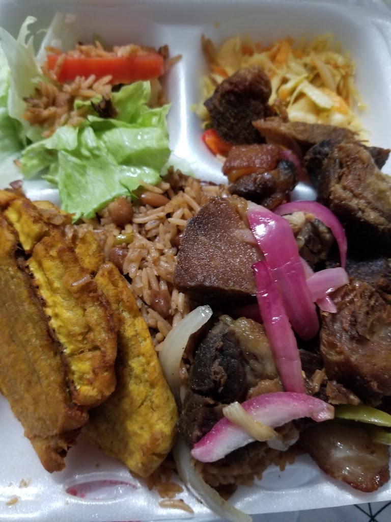 Sabine Restaurant 33483