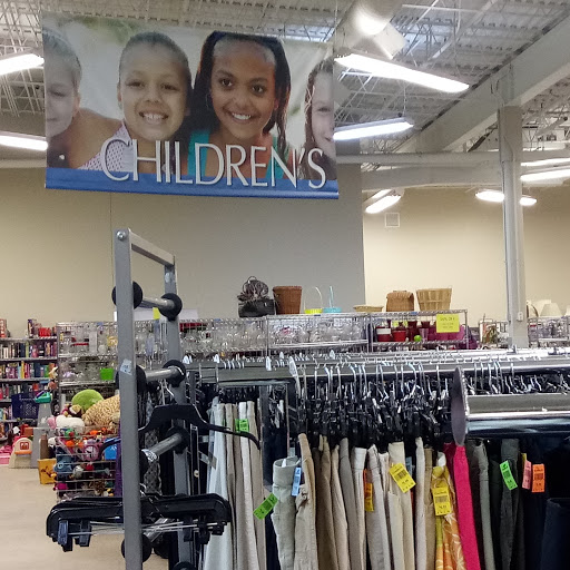 Thrift Store «Goodwill Store & Donation Center», reviews and photos, 4131 E Dundee Rd, Northbrook, IL 60062, USA