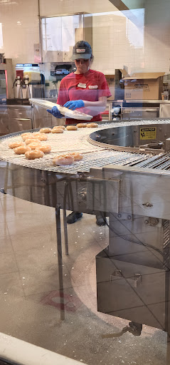 Bakery «Krispy Kreme Doughnuts», reviews and photos, 201 N Veterans Pkwy, Bloomington, IL 61704, USA
