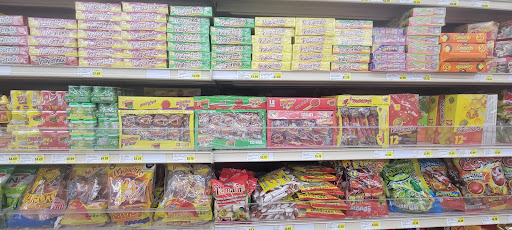 Grocery Store «Supermercado La Chiquita», reviews and photos, 4926 W Cermak Rd, Cicero, IL 60804, USA