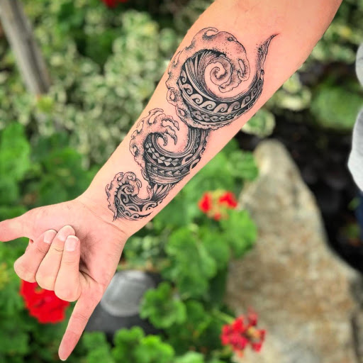 Tattoo Shop «Earthbound Tattoo», reviews and photos, 490 Orange Ave, Sand City, CA 93955, USA