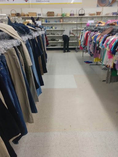 Thrift Store «Thrift Giant», reviews and photos, 10544 Harry Hines Blvd, Dallas, TX 75220, USA