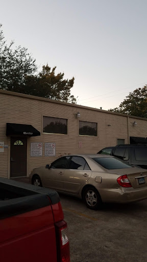 Car Inspection Station «Montrose Car Care», reviews and photos, 3807 Montrose Blvd, Houston, TX 77006, USA