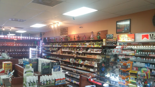 Tobacco Shop «The Hideaway Smoke Shop», reviews and photos, 5275 Red Bug Lake Rd #125, Winter Springs, FL 32708, USA