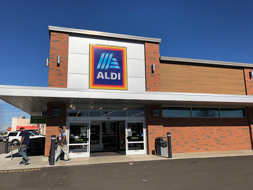 Supermarket «ALDI», reviews and photos, 1610 N Germantown Pkwy, Cordova, TN 38016, USA