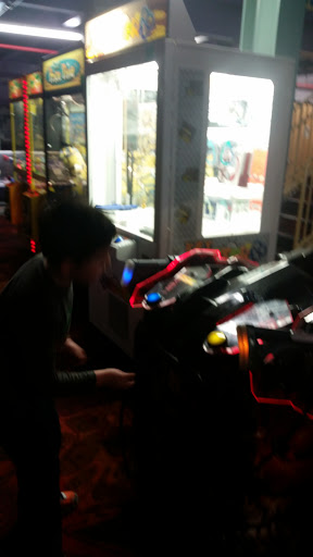 Movie Theater «Regal Cinemas Bowling Green 12», reviews and photos, 323 Great Escape Ave, Bowling Green, KY 42101, USA