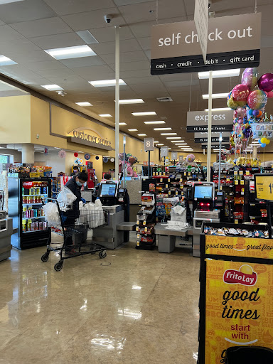 Grocery Store «Safeway», reviews and photos, 1450 Howard Ave, Burlingame, CA 94010, USA