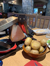 Raclette du Restaurant Les Cocottes à La Plagne-Tarentaise - n°2