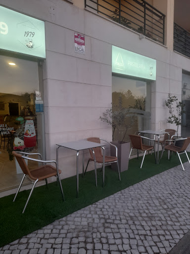 Café 1979 no Fátima, Santarém